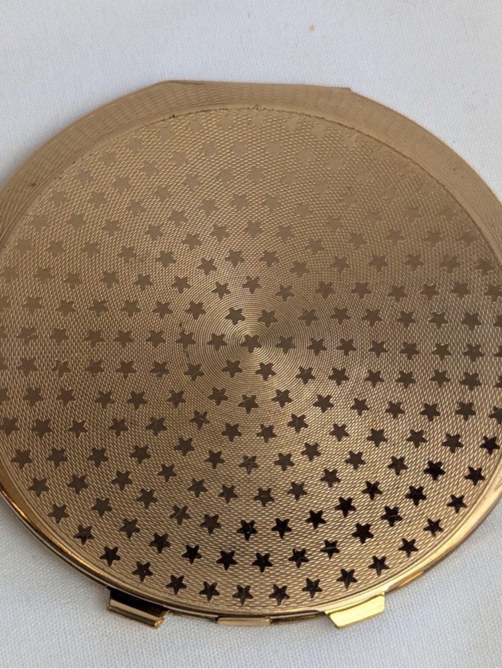 Stratton Compact - Picture 4 of 6